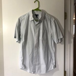 Gap White Short Sleeve Buttondown